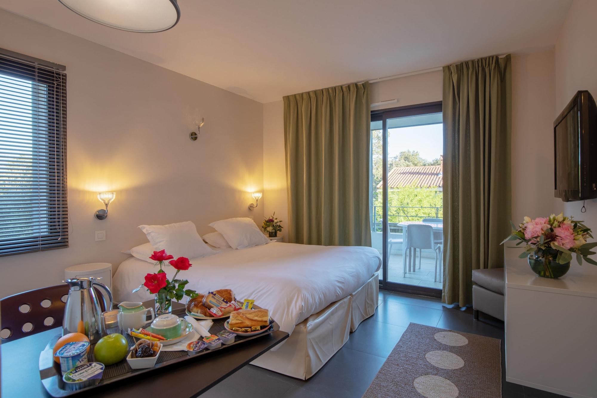 بورتو فيكشْيو Residence Hoteliere Alcyon المظهر الخارجي الصورة