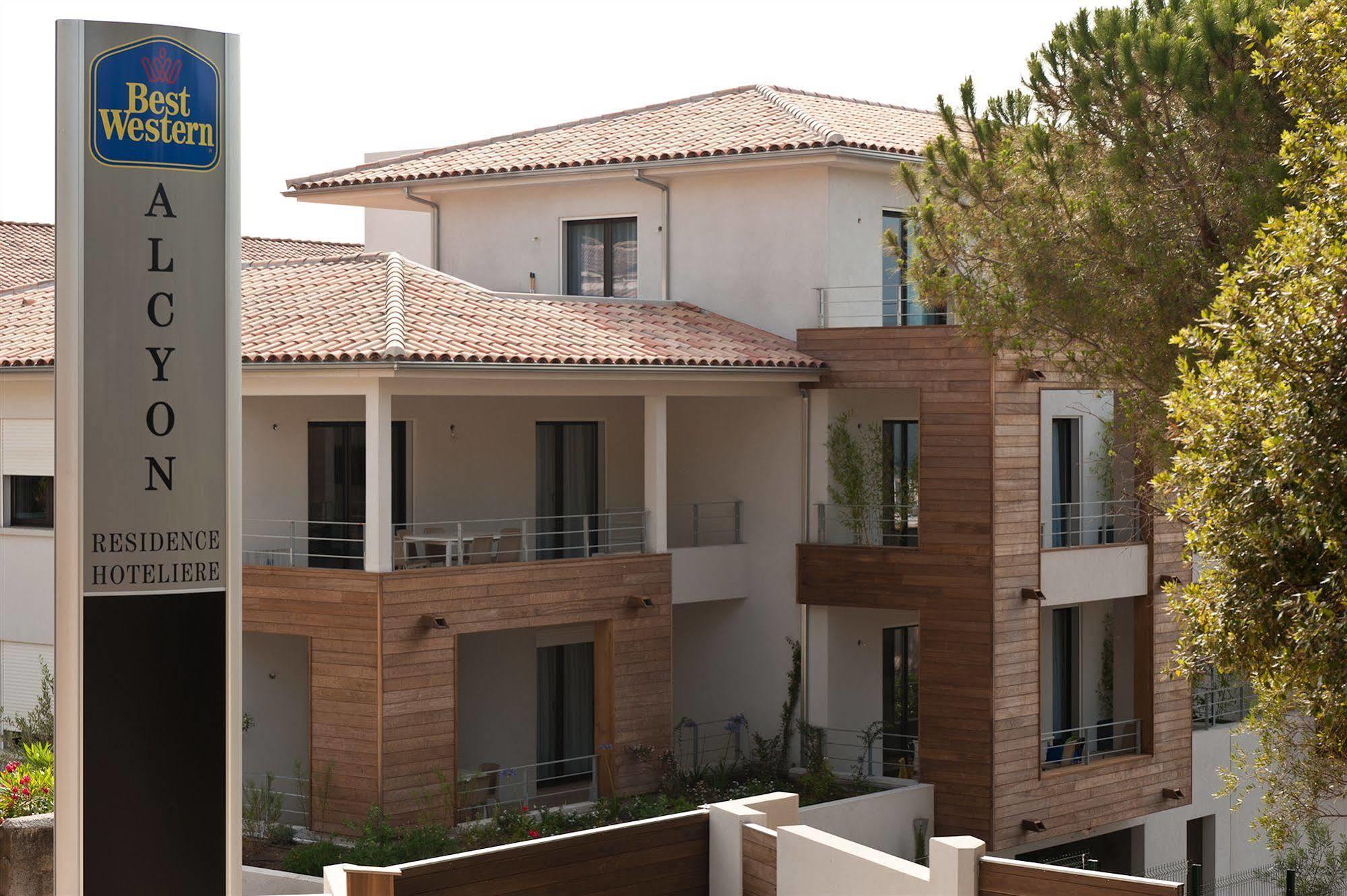 بورتو فيكشْيو Residence Hoteliere Alcyon المظهر الخارجي الصورة